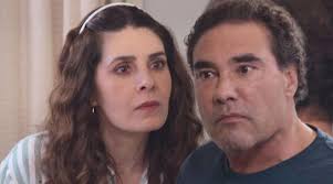 Golpe de suerte" ¡No me ponga esa cara de víctima! (TV Episode 2023)