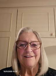 Hey y'all! Postpartum hair loss is killing me. I have a hair cut appt the  week after next and I have no idea what to do. I wanna go short but not