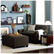 Wandfarbe Fur Braune Mobel Dekoration Ideen Brown Living Room Decor Brown And Blue Living Room Brown Couch Living Room