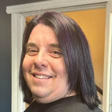 Nadine Clement's Instagram, Twitter & Facebook