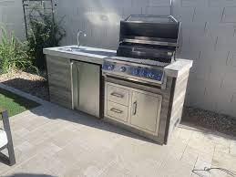 The lacrosse travel trailer has a mini fridge, overhead cabinet storage, a sink with running water and a grill. Outdoor Kitchen Built In Professional Bbq Grill Small Outdoor Kitchens Small Outdoor Kitchen Design Outdoor Kitchen Grill