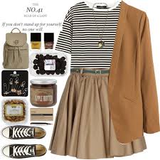 Building a colorful wardrobe is really a tough job to do for college girls, but it seems quite possible this time by following certain easy tips. College Girl Outfit Ideas 2021 Style Debates