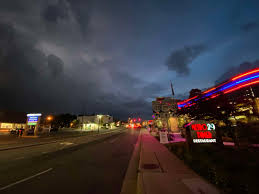 A severe thunderstorm watch is in effect for eagle pass and maverick county, texas as of 5:30 pm today, thursday, july 8, 2021, as evidenced by this video taken at 5:35 pm on hillcrest blvd. Severe Thunderstorm Watch Issued For Arlington Arlington Texas Eminetra