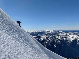 You can enjoy all the peaks and the resorts. California Still Has Snow Around Lake Tahoe Here S How To Enjoy It