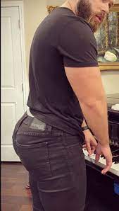 Pin by Ronzer on Tattoos | Mens butts, Tight jeans men, Beefy men