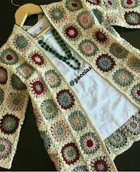 Her Biri El Emegi Goz Nuru On Instagram Bir Ege Mavis Crochet Coat Crochet Sweater Crochet
