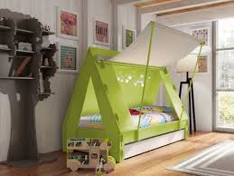 So, after looking for the perfect set of plans that was easy to follow, we set to work building arlo his own twin size montessori style toddler floor house bed. 11 Of The Most Insanely Cool Beds For Kids