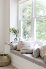 designing the breakfast nook room for
