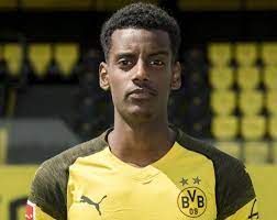 Born 21 september 1999) is a swedish professional footballer who plays as a forward for la liga club real sociedad and the sweden national team. Official Dortmund Agree To Sell Alexander Isak To Real Sociedad