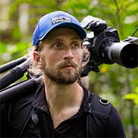 The Team — A Ghost in the Making: Rusty-patched Bumble Bee