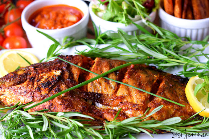 Spicy Grilled Fish (Nigerian Style) - Sisi Jemimah