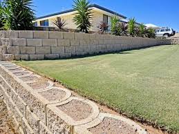 A locking flange along the bottom edge creates a. 9 2014 How To Build A Strong D I Y Retaining Wall Terraforce