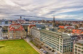It is the economic centre of the region, known as germany's boomtown and a major cultural centre, offering interesting sights, shopping and lively nightlife. Leipzig Universities Living Costs Things To Do See