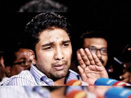 No end to woes of Sasikala and her extended kin