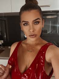 Aussie OnlyFans Star Lucy Banks Speaks Out on MAFS Star Olivia Frazer  Joining the Platform - Fleshbot