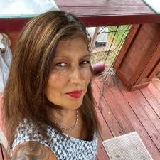 Rachel Herrera (Radicallious@)