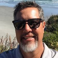 Robert Erp's Instagram, Twitter & Facebook