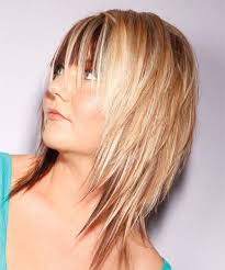 Medium Straight Light Blonde And Brunette Two Tone Hairstyle Alternative Hair Medium Hair Styles Feathered Hairstyles