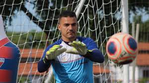 Marinho perdeu uma chance cara a cara. Felipe Alves Encaminha Renovacao Contratual Com Fortaleza Jogada Diario Do Nordeste