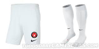 Das ist die aufstellung zur begegnung celtic glasgow gegen fc midtjylland am 20 tem 2021 im wettbewerb uefa şampiyonlar ligi elemeleri. Fc Midtjylland Nike 2020 21 European Kits Todo Sobre Camisetas