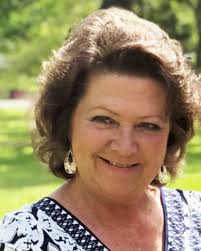 Karen Brister's Instagram, Twitter & Facebook