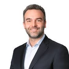 Michelle Kuhr's Instagram, Twitter & Facebook