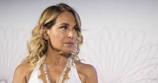 May 13, 2021 · francesco zangrillo sarebbe il nuovo fidanzato della conduttrice barbara d'urso, è un assicuratore e la storia tra i due sarebbe nata a fine 2020. Barbara D Urso Da Due Mesi In Una Relazione Segreta Ticinonline