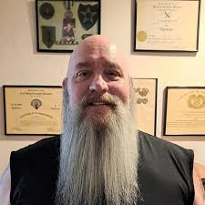 Unpopular opinion, I don't want that stretchy of cheese