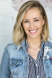 Heidi Hayward's Instagram, Twitter & Facebook