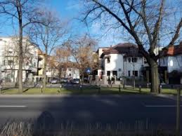 Yorum, makale ve resme bakın. Cinema Lotus Oradea