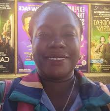 What are some popular places to hang out and make friends in Jamaica?