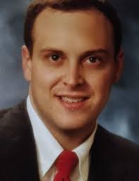 Robert Kirkham's Instagram, Twitter & Facebook