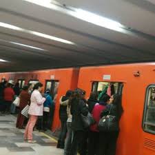 See more of metro balbuena on facebook. Photos At Metro Balbuena Metro Station In Venustian