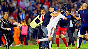 Vor und nach der partie kam es zu anfeindungen, tumulten und schlägereien. Em Qualifikation Aktuelle Themen Nachrichten Bilder Stuttgarter Zeitung