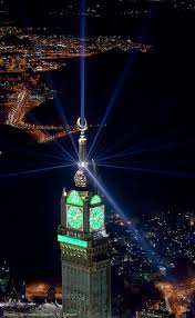 Makkah royal clock tower, a fairmont hotel, has the world's largest clock face and it's the tallest clock tower in the world! Makkah Clock Royal Tower Arts Outdoor Lighting Technology