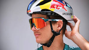 Velo Digest: Who Earns the Most in Pro Road Cycling, Reconsidering Fasted  Training, WorldTour Team Bikes, & More