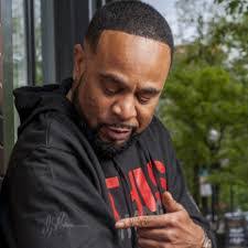 Jason Tones's Instagram, Twitter & Facebook