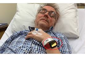 How to detect if the device (iphone) has physical home button? Apple Watch 4 Fall Detector Saves Owner S Life After He Fainted And Fell Hard In The Bathroom Gizmochina