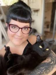 Kate Benjamin, Top Cat at Hauspanther