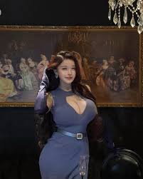 Gina (Cosplay) - Free pics, galleries & more at Babepedia