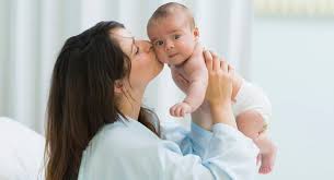 ما يحتاجه طفلك فى أول عامين وكيف تتعاملين معه Newborn Vitamin K Mom Junction