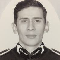 60+ "Edén López" profiles