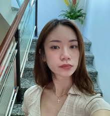 Abigail Shelly's Instagram, Twitter & Facebook