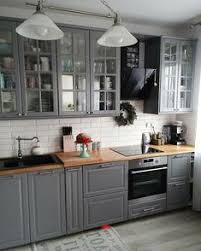 Bünyemizde imalatını yaptığımız mutfak dolabı, banyo dolabı, ray dolap, portmanto, tv ünitesi ve iç kapıların dışında, çelik kapı, pimapen gibi diğer kalemleri de fason olarak dışarıdan temin yoluyla yapmaktayız. Country Mutfak Modelleri Icin En Iyi 120 Fikir Country Mutfak Mutfak Mutfak Dolaplari