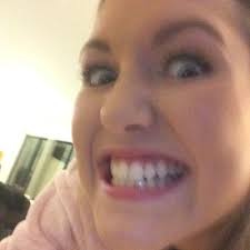 Chloe Burgess (@chloe_sburgess)