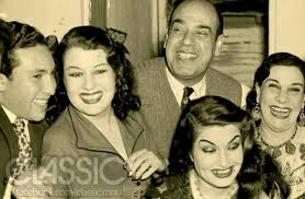 سراج منير مع زوجته ميمى شكيب وشقيقتها زوزو شكيب ومارى منيب وعادل خيرى Couple Photos Photo Scenes