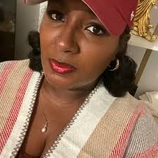 WHO IS STILL SINGLE GOING INTO 2026? IM TRYING TO SEE SOMETHING 🤔