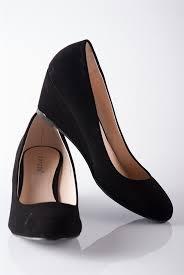 Classic Closed Toe Wedge Pumps This Would Be The Perfect Shoe For My Interviews I Need It Black Wedge Shoes Wedge Shoes Wedge Pumps