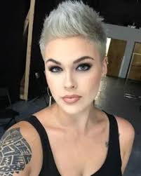 Pixie blond frisuren blonde pixie cut wig pixie blonde highlights haircut on long hair blonde to short pixie short hairstyles and pixie haircuts. Hair
