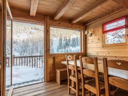 Reservez Votre Chalet De Vacances Vars Comprenant 5 Chambres Pour 16 Personnes Votre Location De Vacances Hautes Alpes A Partir Piste De Danse Chalet Etages